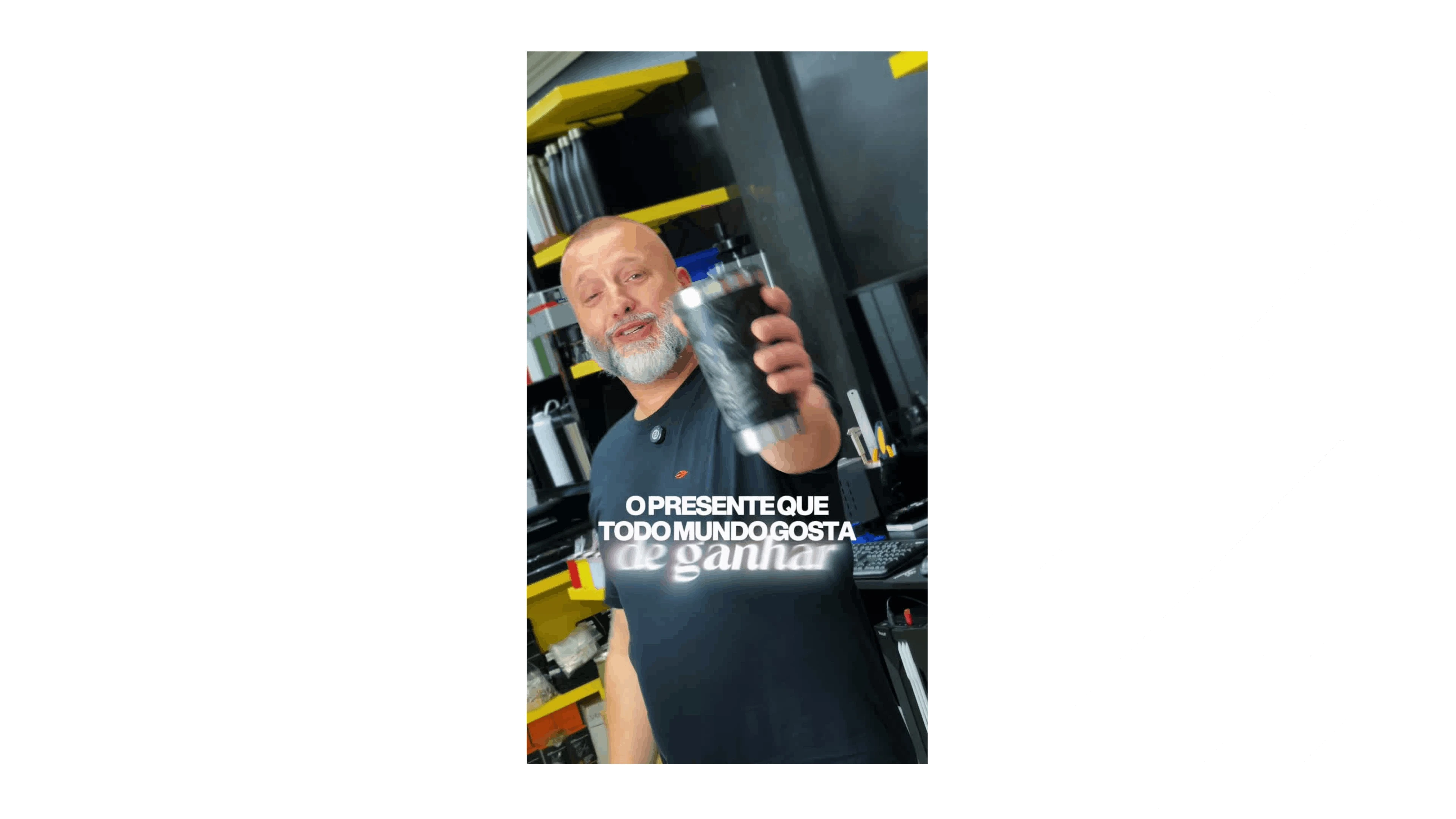 Vídeo vertical sobre o presente que todo mundo gosta de ganhar